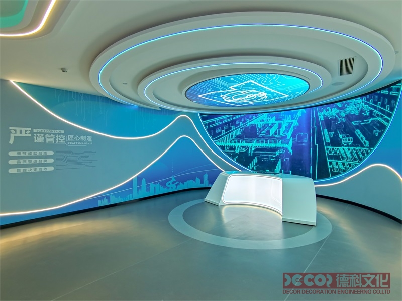 數(shù)字展廳設(shè)計(jì)中，如何確保觀眾的安全和舒適性
