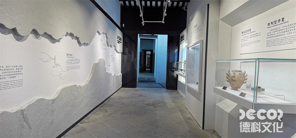 商業(yè)展館裝修中，如何合理規(guī)劃展示設(shè)備和展示區(qū)域？