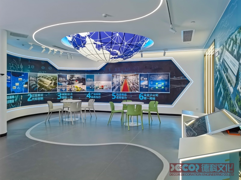 展覽廳設計中墻面色彩與材質(zhì)如何配合展品？