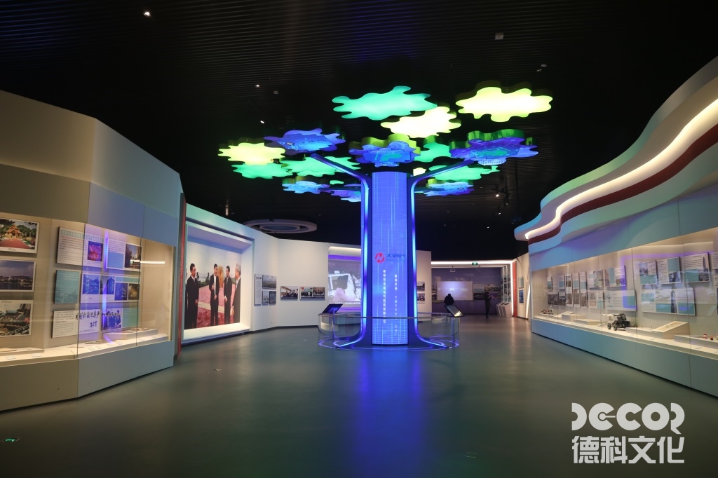 在文化展覽廳設(shè)計(jì)中AR如何增強(qiáng)傳統(tǒng)書畫的觀賞體驗(yàn)？